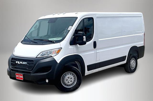 2024 RAM ProMaster 2500 Cargo Van Tradesman Low Roof 136 WB w/Pass Seat 2024 RAM ProMaster 2500 Cargo Van Tradesman Low Roof 136 WB w/Pass Seat