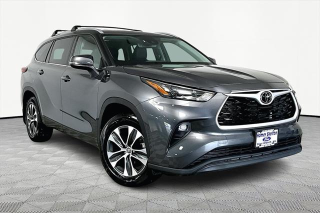Used 2022 Toyota Highlander For Sale in Olive Branch, MS