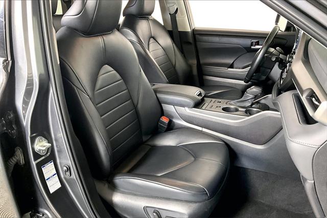 Used 2022 Toyota Highlander For Sale in Olive Branch, MS