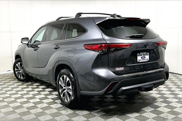Used 2022 Toyota Highlander For Sale in Olive Branch, MS