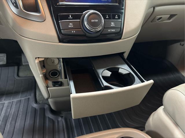 Used 2016 Honda Odyssey For Sale in Wilmington, OH