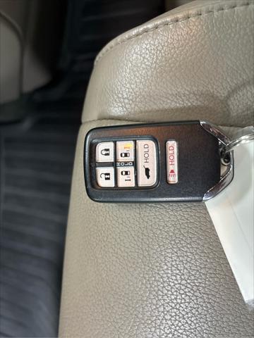 Used 2016 Honda Odyssey For Sale in Wilmington, OH