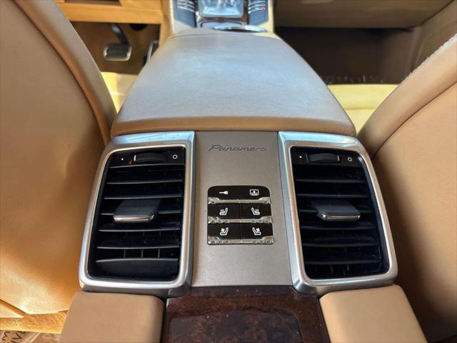 2010 Porsche Panamera 4S