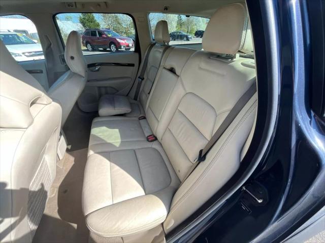2011 Volvo XC70 T6 Wagon 4D