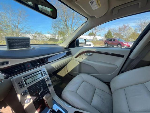 2011 Volvo XC70 T6 Wagon 4D