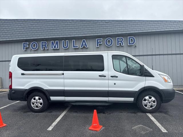 2017 Ford Transit XLT