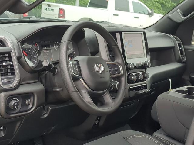 2025 RAM Ram 1500 RAM 1500 TRADESMAN CREW CAB 4X4 57 BOX