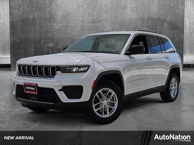 2025 Jeep Grand Cherokee GRAND CHEROKEE LAREDO X 4X2