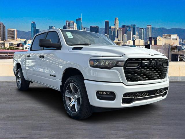 2025 RAM Ram 1500 RAM 1500 TRADESMAN CREW CAB 4X4 57 BOX