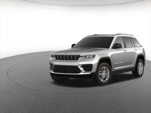 2025 Jeep Grand Cherokee GRAND CHEROKEE LAREDO X 4X2