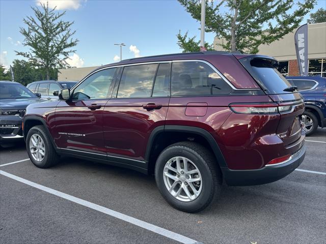2025 Jeep Grand Cherokee GRAND CHEROKEE LAREDO X 4X4