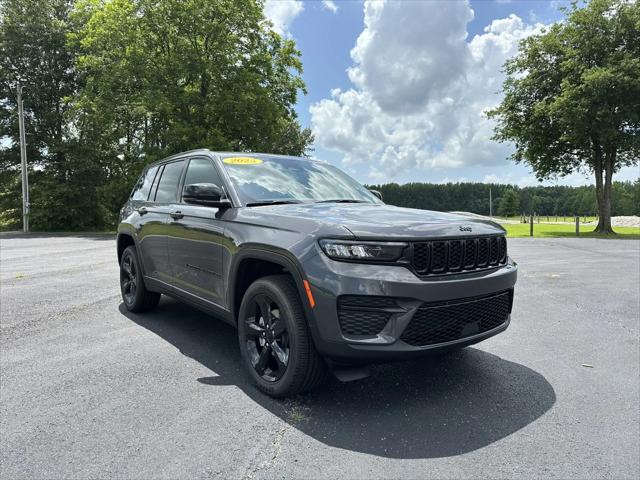 2025 Jeep Grand Cherokee GRAND CHEROKEE ALTITUDE X 4X4