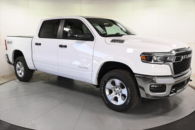 2025 RAM Ram 1500 RAM 1500 LONE STAR CREW CAB 4X4 57 BOX