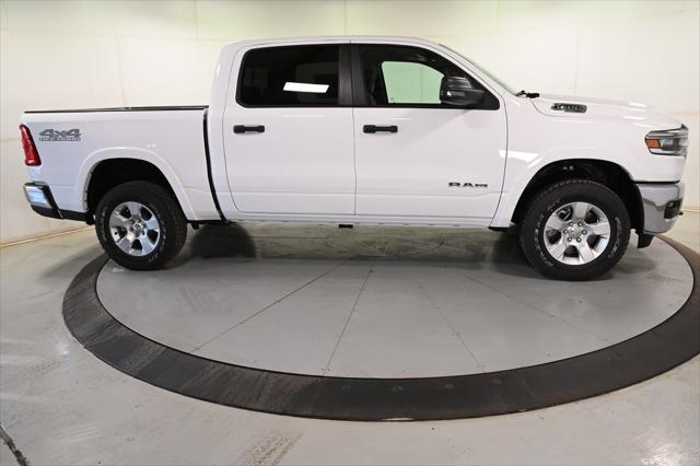 2025 RAM Ram 1500 RAM 1500 LONE STAR CREW CAB 4X4 57 BOX