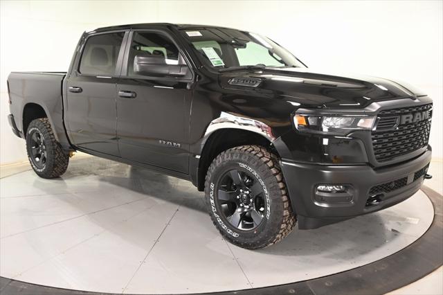 2025 RAM Ram 1500 RAM 1500 WARLOCK CREW CAB 4X4 57 BOX