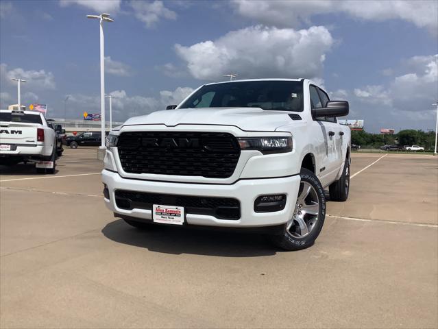 2025 RAM Ram 1500 RAM 1500 TRADESMAN CREW CAB 4X2 57 BOX