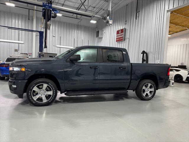 2025 RAM Ram 1500 RAM 1500 TRADESMAN CREW CAB 4X4 57 BOX