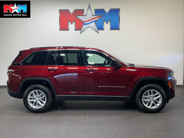 2025 Jeep Grand Cherokee GRAND CHEROKEE LAREDO X 4X4