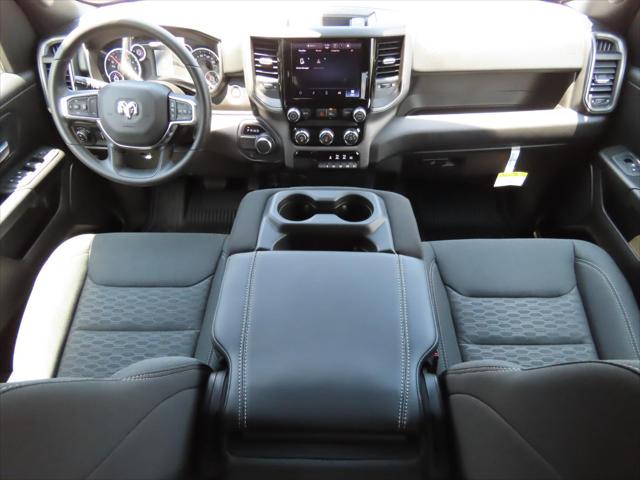 2025 RAM Ram 1500 RAM 1500 TRADESMAN CREW CAB 4X2 57 BOX