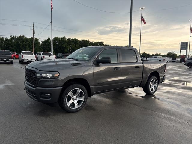 2025 RAM Ram 1500 RAM 1500 TRADESMAN CREW CAB 4X4 57 BOX