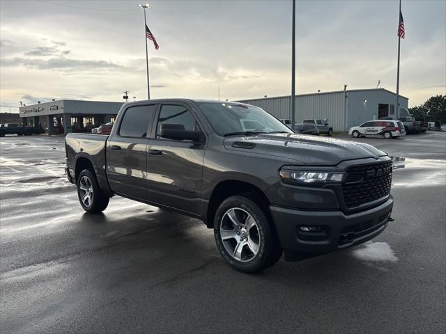 2025 RAM Ram 1500 RAM 1500 TRADESMAN CREW CAB 4X4 57 BOX