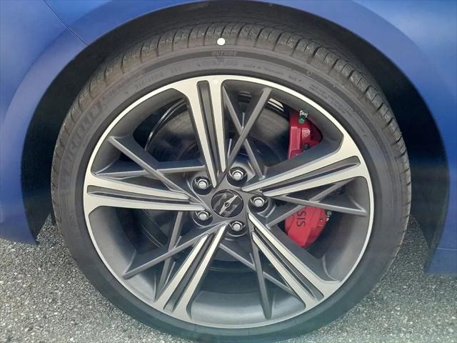 2025 Genesis G70 2.5T RWD