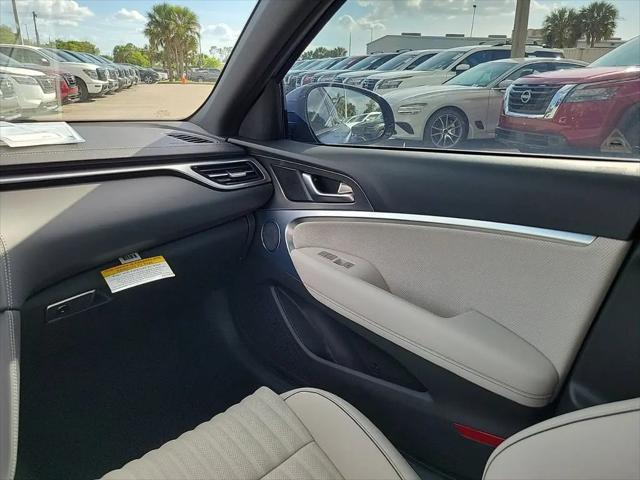 2025 Genesis G70 2.5T RWD