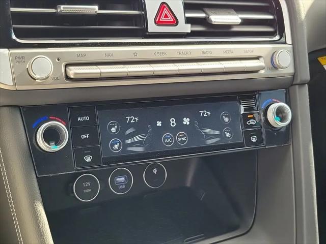 2025 Genesis G70 2.5T RWD