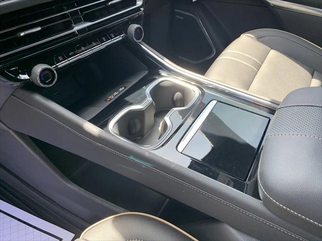 2025 Chevrolet Traverse FWD High Country