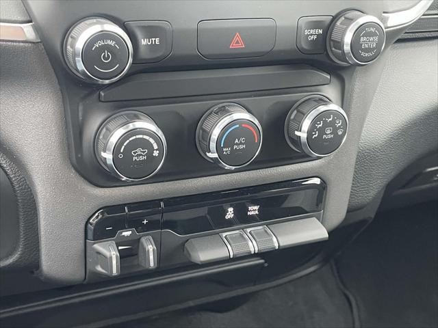 2024 RAM 2500 Big Horn Crew Cab 4x4 64 Box