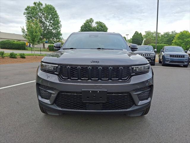 2023 Jeep Grand Cherokee Altitude 4x4