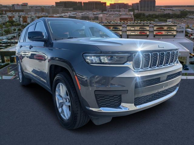 2023 Jeep Grand Cherokee L Laredo 4x2