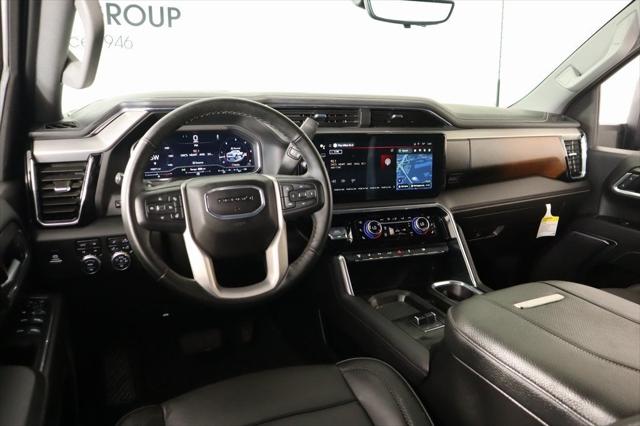 2025 GMC Sierra 3500HD 4WD Crew Cab Long Bed Denali