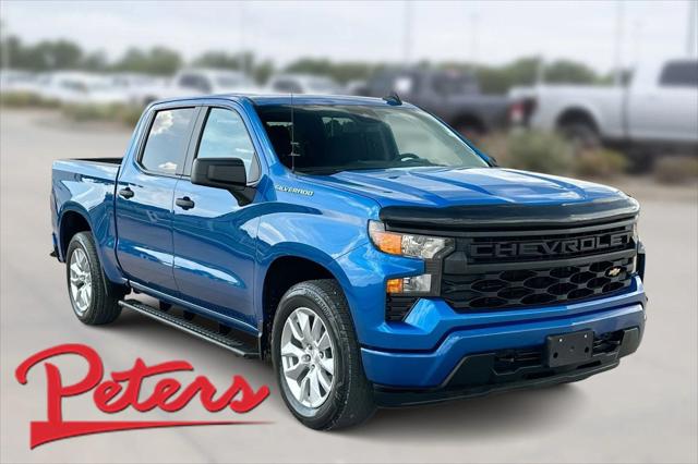 2023 Chevrolet Silverado 1500 2WD Crew Cab Short Bed Custom