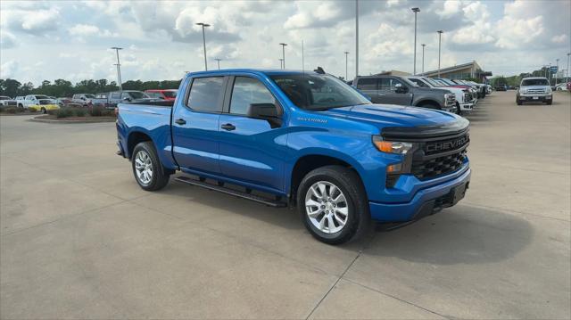 2023 Chevrolet Silverado 1500 2WD Crew Cab Short Bed Custom