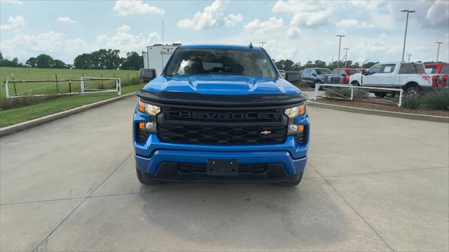 2023 Chevrolet Silverado 1500 2WD Crew Cab Short Bed Custom