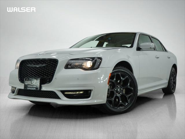 2023 Chrysler 300 Touring-L AWD