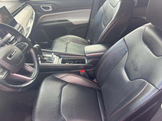 2022 Jeep Compass Latitude Lux 4x4