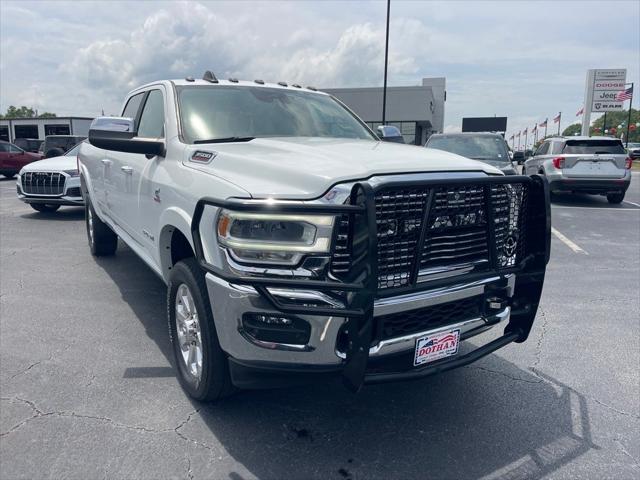 2022 RAM 3500 Laramie Crew Cab 4x4 8 Box