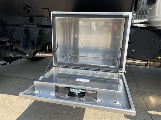 2024 RAM Ram 5500 Chassis Cab RAM 5500 TRADESMAN CHASSIS REGULAR CAB 4X4 84 CA