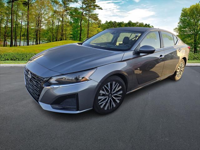 2023 Nissan Altima SV FWD