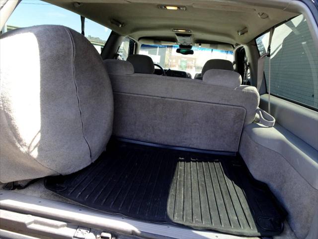 1999 Chevrolet Tahoe Base