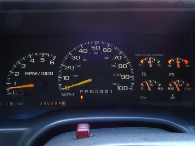 1999 Chevrolet Tahoe Base