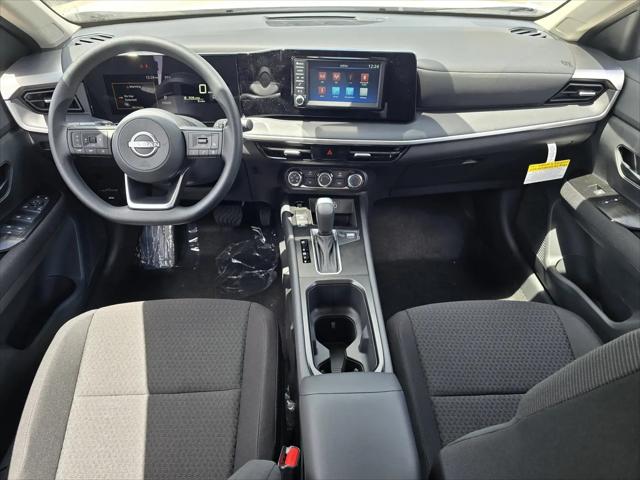 2025 Nissan Kicks S FWD