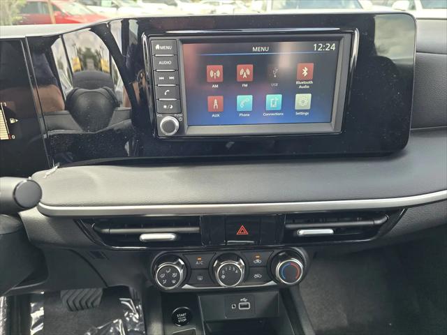 2025 Nissan Kicks S FWD