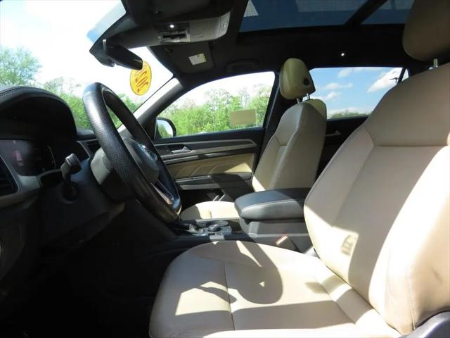 2020 Volkswagen Atlas Cross Sport 3.6L V6 SEL R-Line