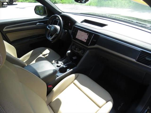 2020 Volkswagen Atlas Cross Sport 3.6L V6 SEL R-Line