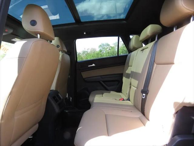 2020 Volkswagen Atlas Cross Sport 3.6L V6 SEL R-Line