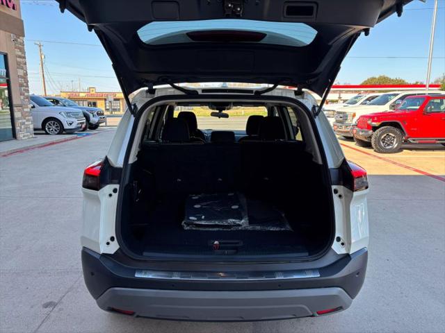 2021 Nissan Rogue SV FWD