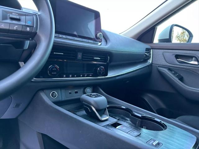 2021 Nissan Rogue SV FWD